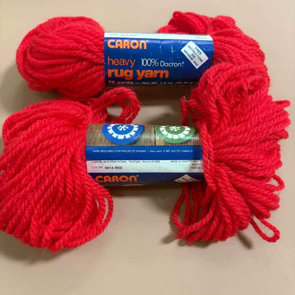 Caron Heavy Rug Yarn 100% Dacron Red 0014 Article H904 70 Yards 2 Skeins USA